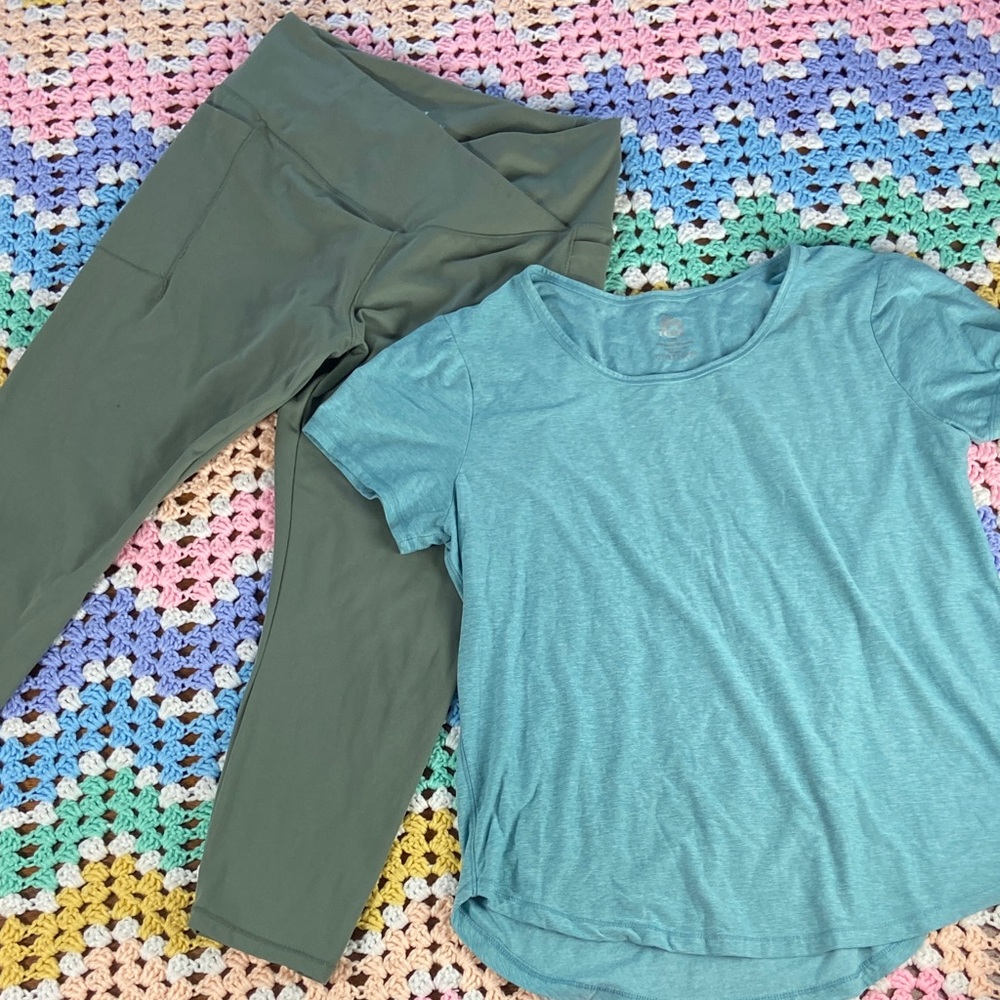 Bundle Workout Lot 2 Danskin Green Cropped Leggings Pants RBX T-Shirt Set Large